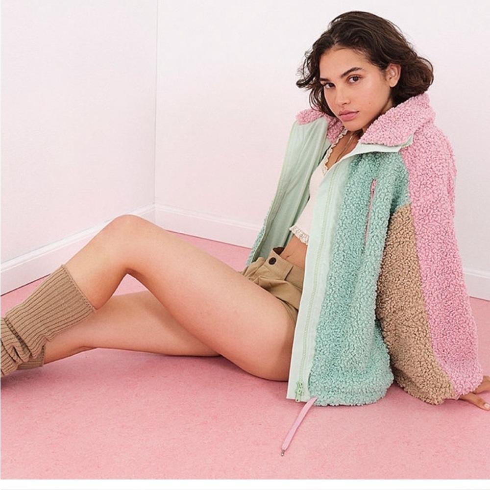 For love and lemons PISTACHIO Sherpa oversized zip up